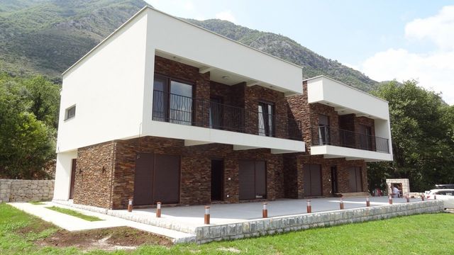 Villa w Kotor