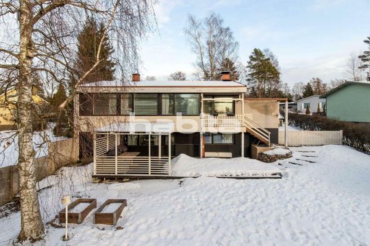 House w Hovinsaari