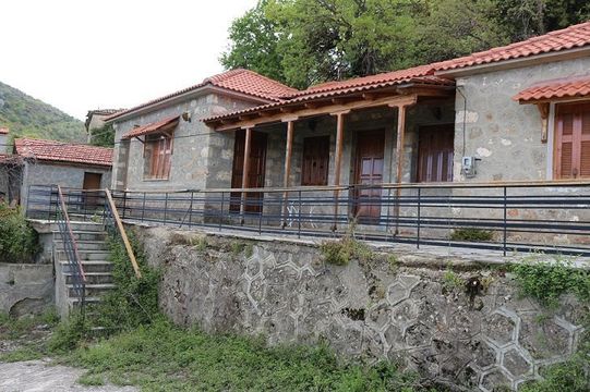 Detached house w Korinthos
