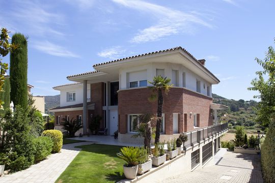 Villa w Argentona