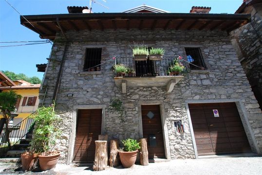 Detached house w Mergozzo