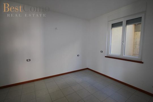 Apartment w Gera Lario