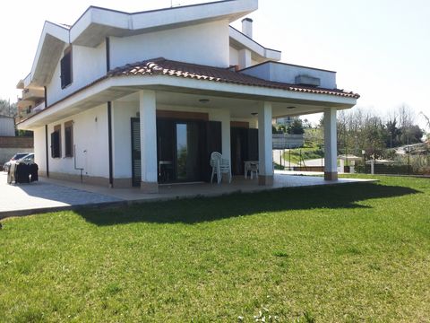 Villa w Montesilvano