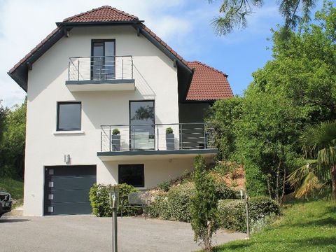 Villa w Divonne-les-Bains