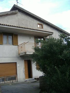 House w Calabria