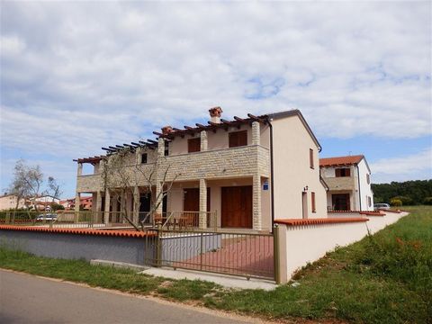 House w Novigrad