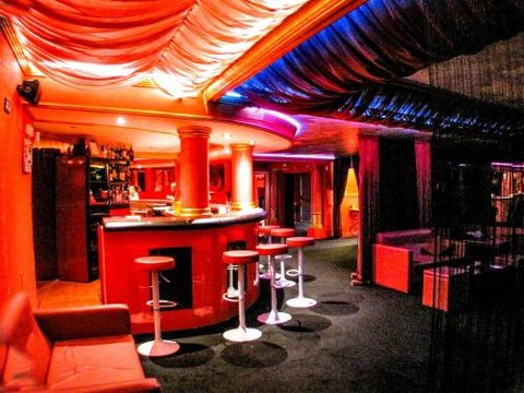 Night club / Bar w San Pedro de Alcantara