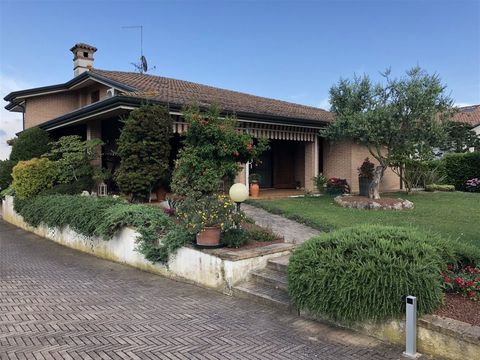 Villa w Precenicco
