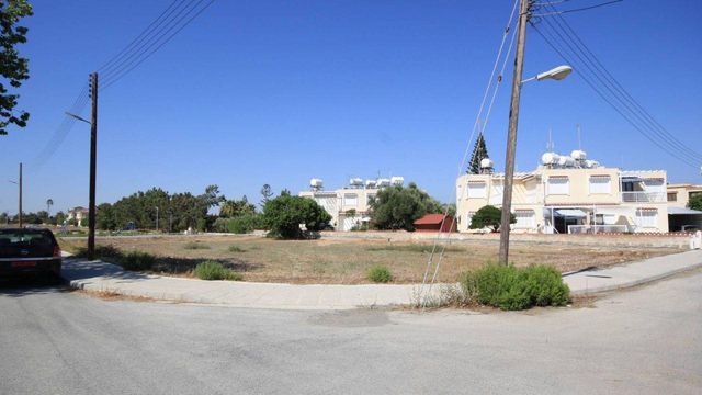 Land w Larnaca Municipality