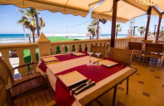 Restaurant / Cafe w Oropesa Del Mar