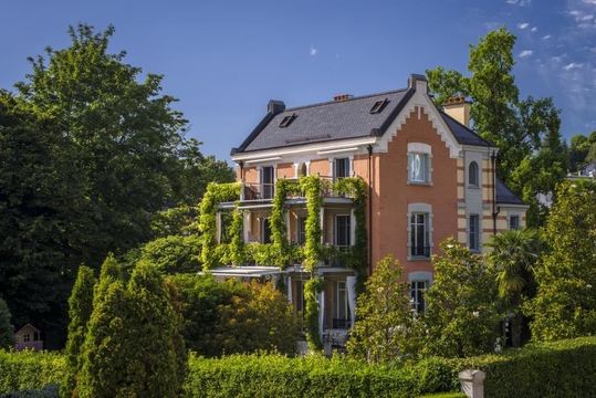 House w Montreux