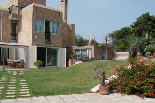 Detached house w Santa Marinella