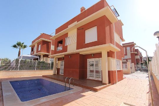 Detached house w Cabo Roig
