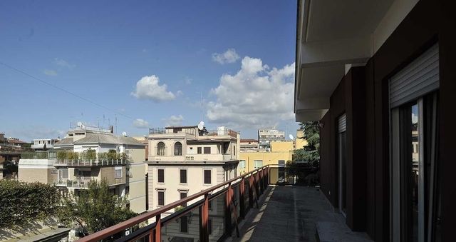 Penthouse w Rome