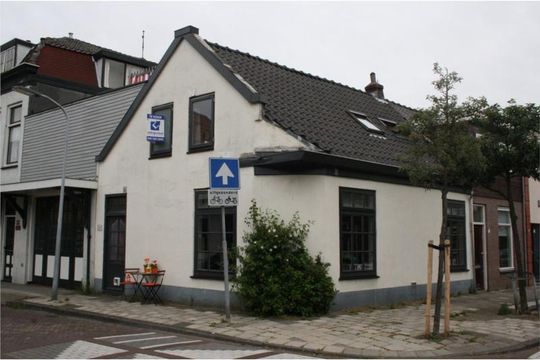 Detached house w Haarlem