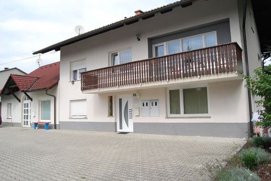Detached house w Škofljica