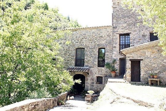 Villa w Vall de Bianya