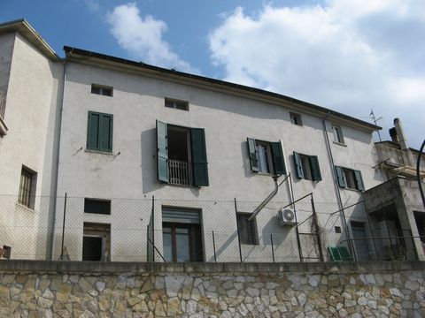 Semi-detached house w Pescara