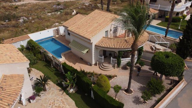 Villa w Playa Flamenca I