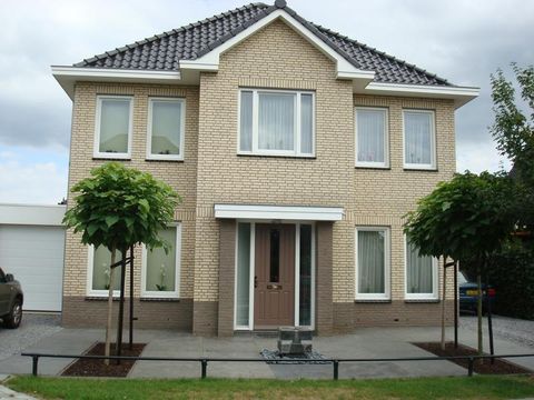 Detached house w Roermond