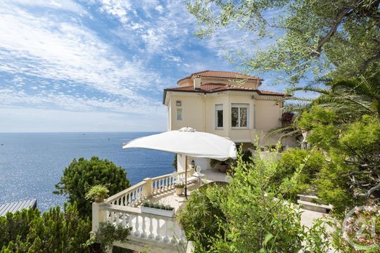 Villa w Nice