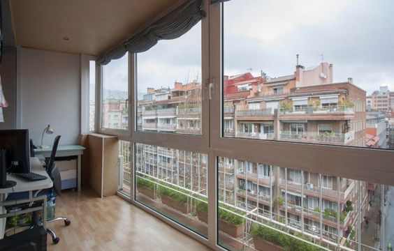 Apartment w Barcelona