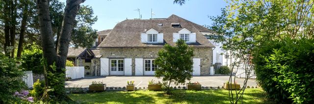 Detached house w Oloron-Sainte-Marie