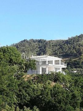 Villa w Montauro