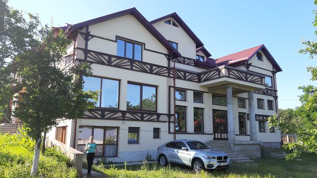 Villa w Râmnicu Sărat
