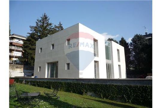 Villa w Lecco
