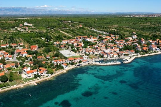 Land w Zadar