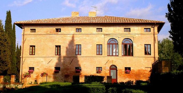 Villa w Montalcino