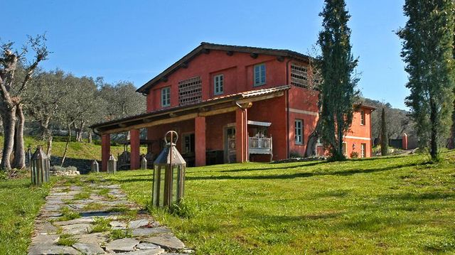 Detached house w Viareggio