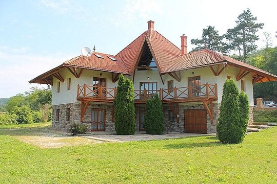 Villa w Vonyarcvashegy
